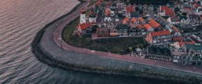 Hotels in Urk